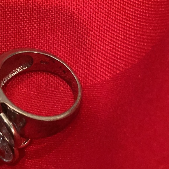 Clear crystal stone silver ring - Picture 4 of 4